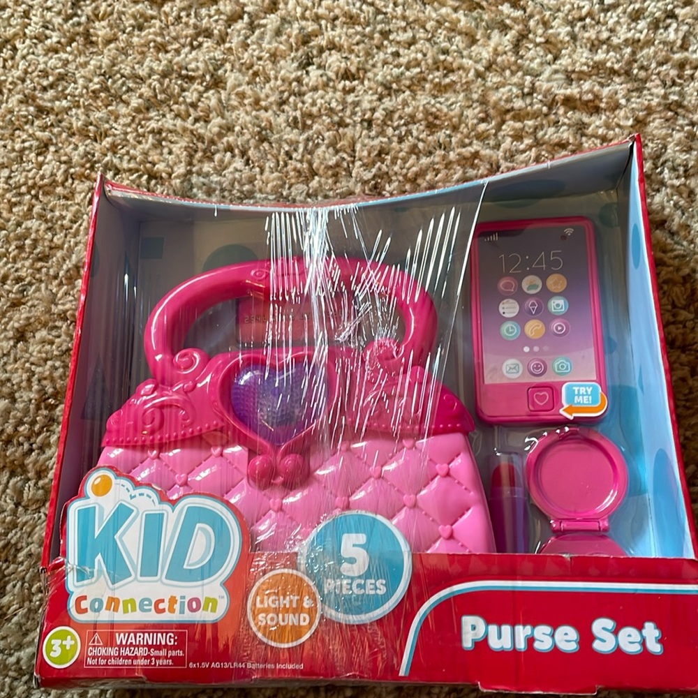 NWT Kids Connection Purse Set